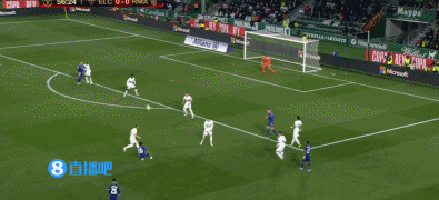 《激战2奶玉》战斗中组合技能的输出最大化策略