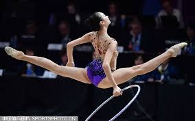 冬窗卖掉大腿 法兰克福近6轮仅1胜 那不勒斯5轮不胜&丢榜首五大联赛中，法兰克福因冬窗卖大腿马尔穆什，战绩突然拉垮。那不勒斯也因裁员裁到了“大动脉”，惨不忍睹。